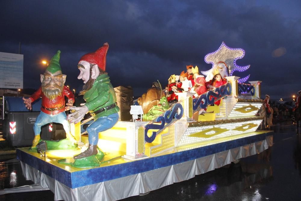 La cabalgata de los Reyes Magos en Moaña // Santos