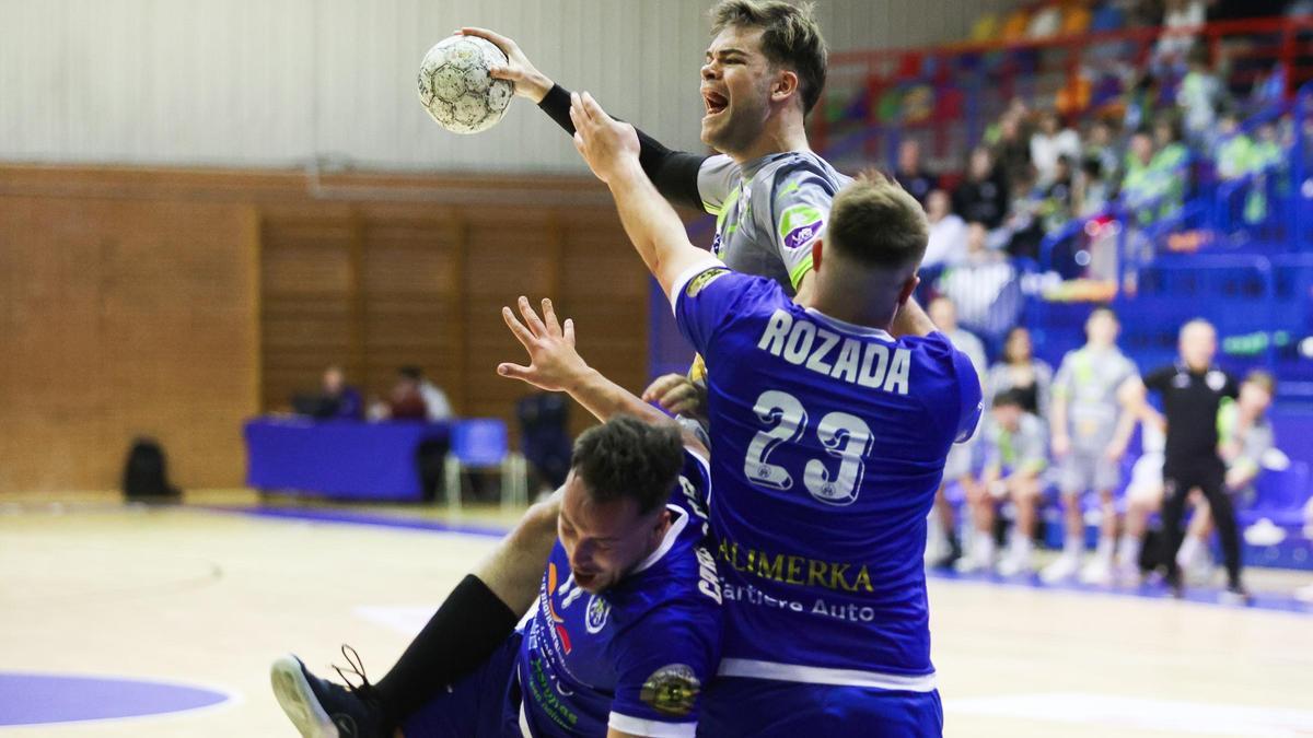 UNION FINANCIERA -  BM ZAMORA ENAMORA EN EL POLIDEPORTIVO DE VALLOBIN