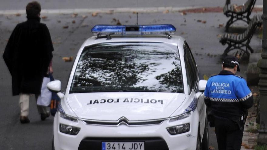 Un agente de la Policía Local.