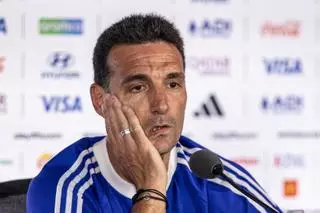 Santi Santamaría, psicólogo, sobre el enfado en Argentina tras el Mundial: "A nivel cultural, notamos que algunos países llevan muy mal esta derrota, por ese perfeccionismo o sensación de superioridad, porque saben que son muy buenos en ese deporte y parece que no se permite ante el mundo el hecho de perder"