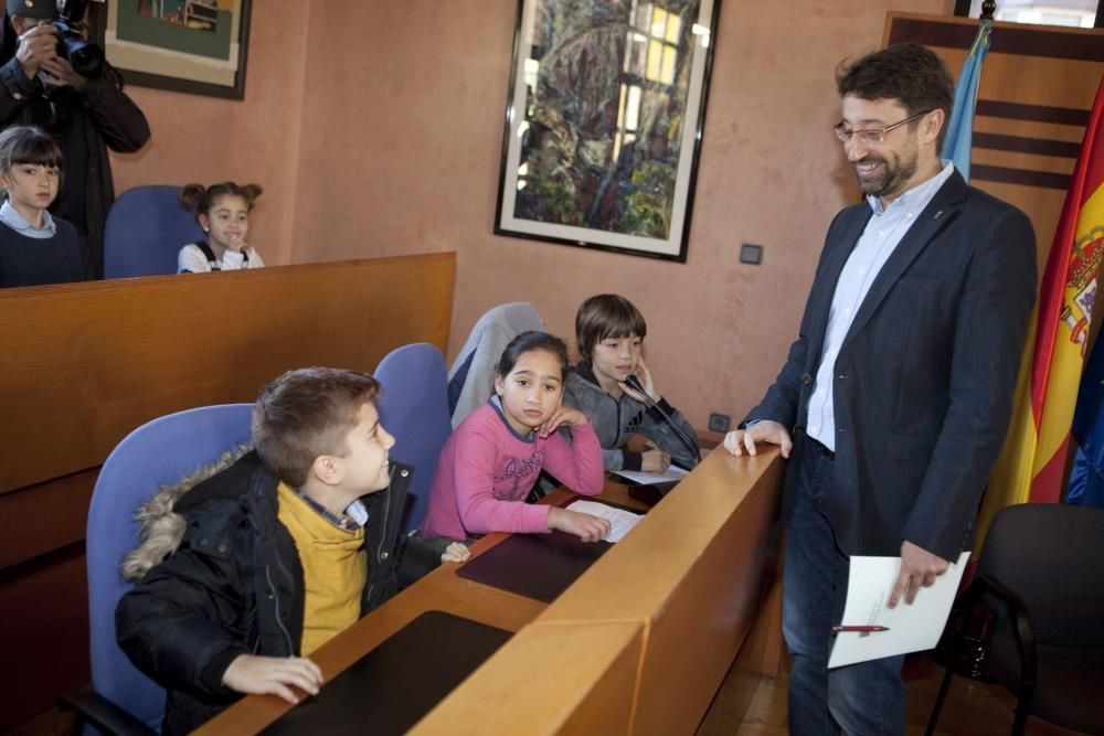 Pleno infantil en San Martín del Rey Aurelio