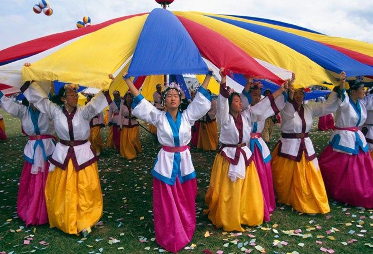 En Corea del Sur el festival Silla se celebra cada verano.