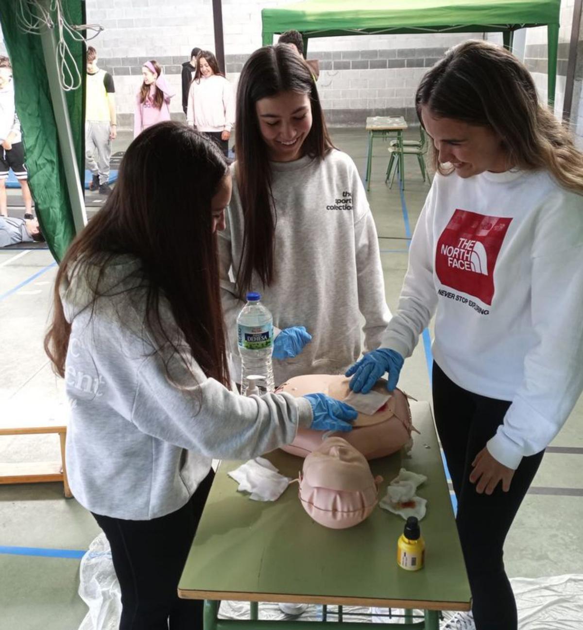 Los alumnos de Corvera aprenden a salvar vidas