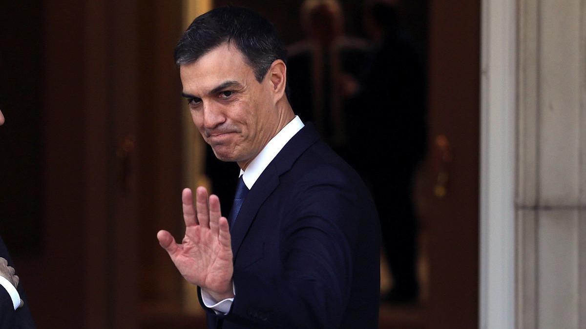 Calvo explica los viajes de Sánchez en Falcon en la comisión de gastos reservados