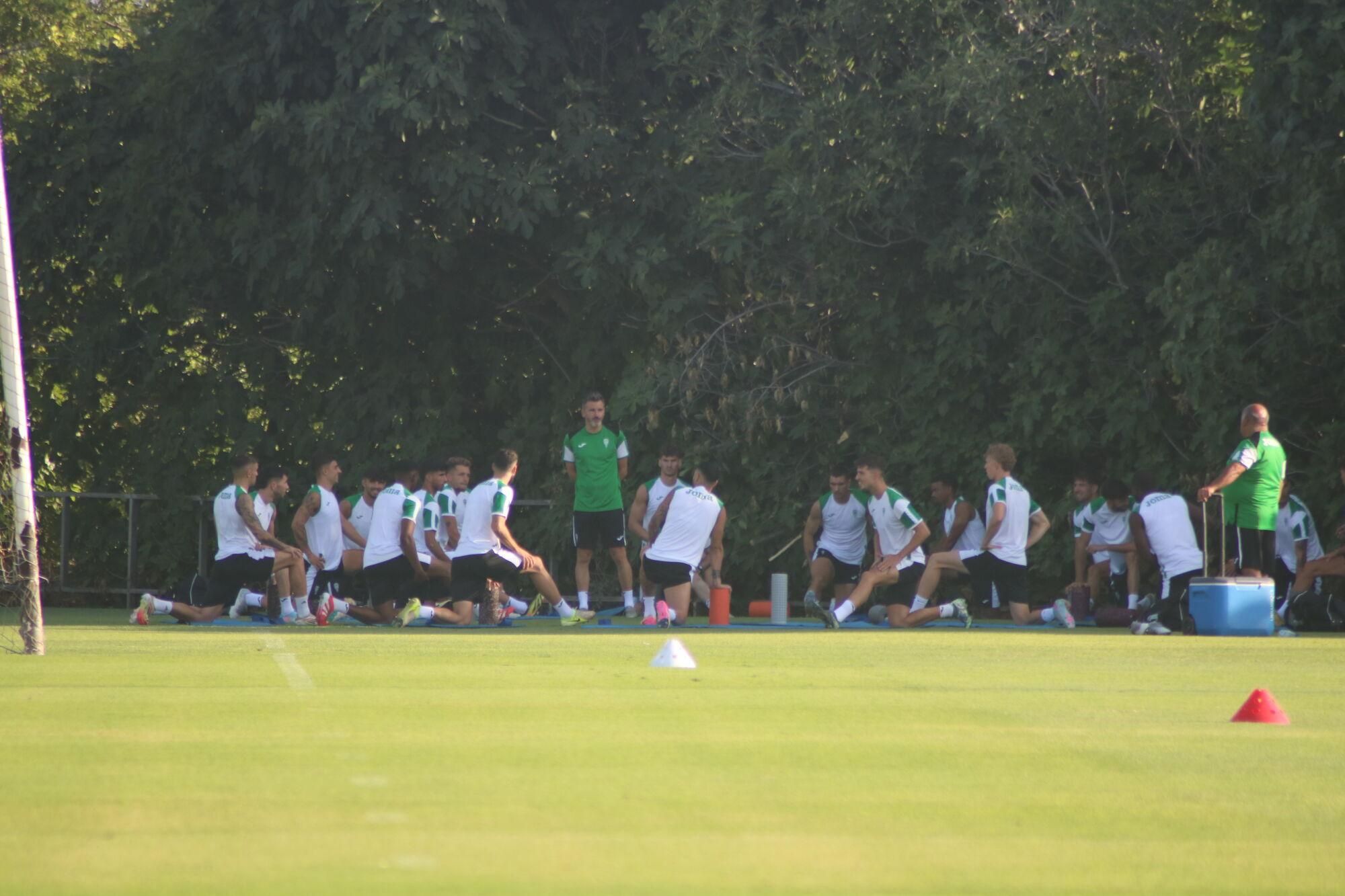 El segundo entrenamiento del Córdoba CF en imágenes