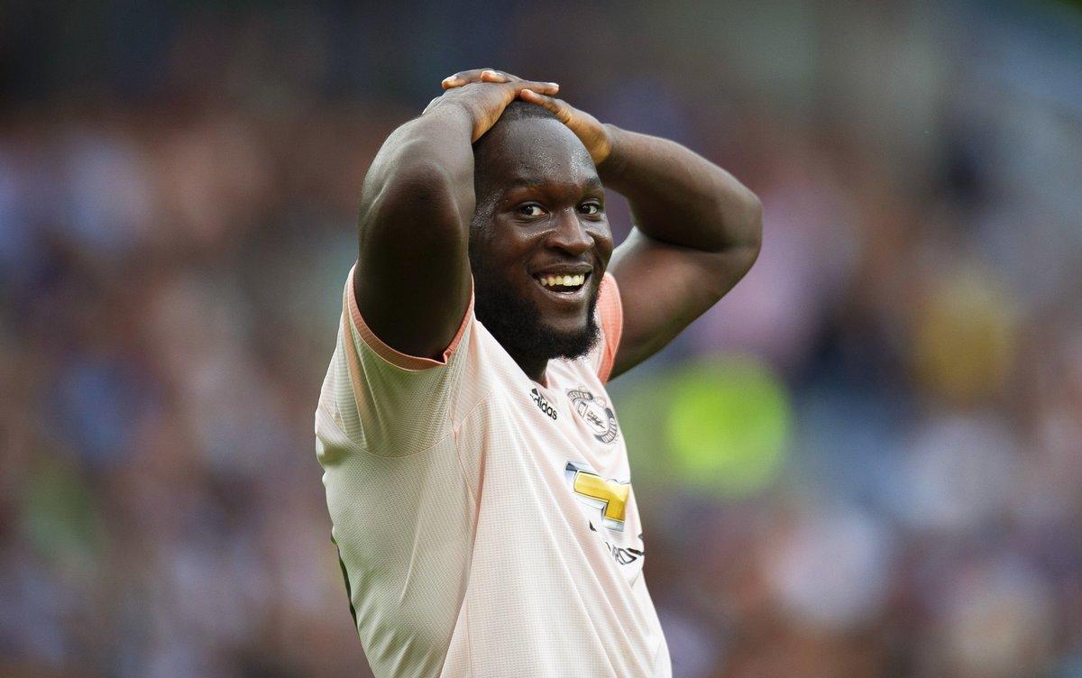 Burnley (United Kingdom), 02/09/2018.- Manchester United’s Romelu Lukaku reacts during the English Premier League soccer match between Burnley FC and Manchester United in Burnley, Britain, 02 September 2018. (Roma) EFE/EPA/PETER POWELL EDITORIAL USE ONLY. No use with unauthorized audio, video, data, fixture lists, club/league logos or ’live’ services. Online in-match use limited to 120 images, no video emulation. No use in betting, games or single club/league/player publications.