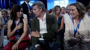 Feijóo renova la direcció del PP  i enforteix el seu equip econòmic
