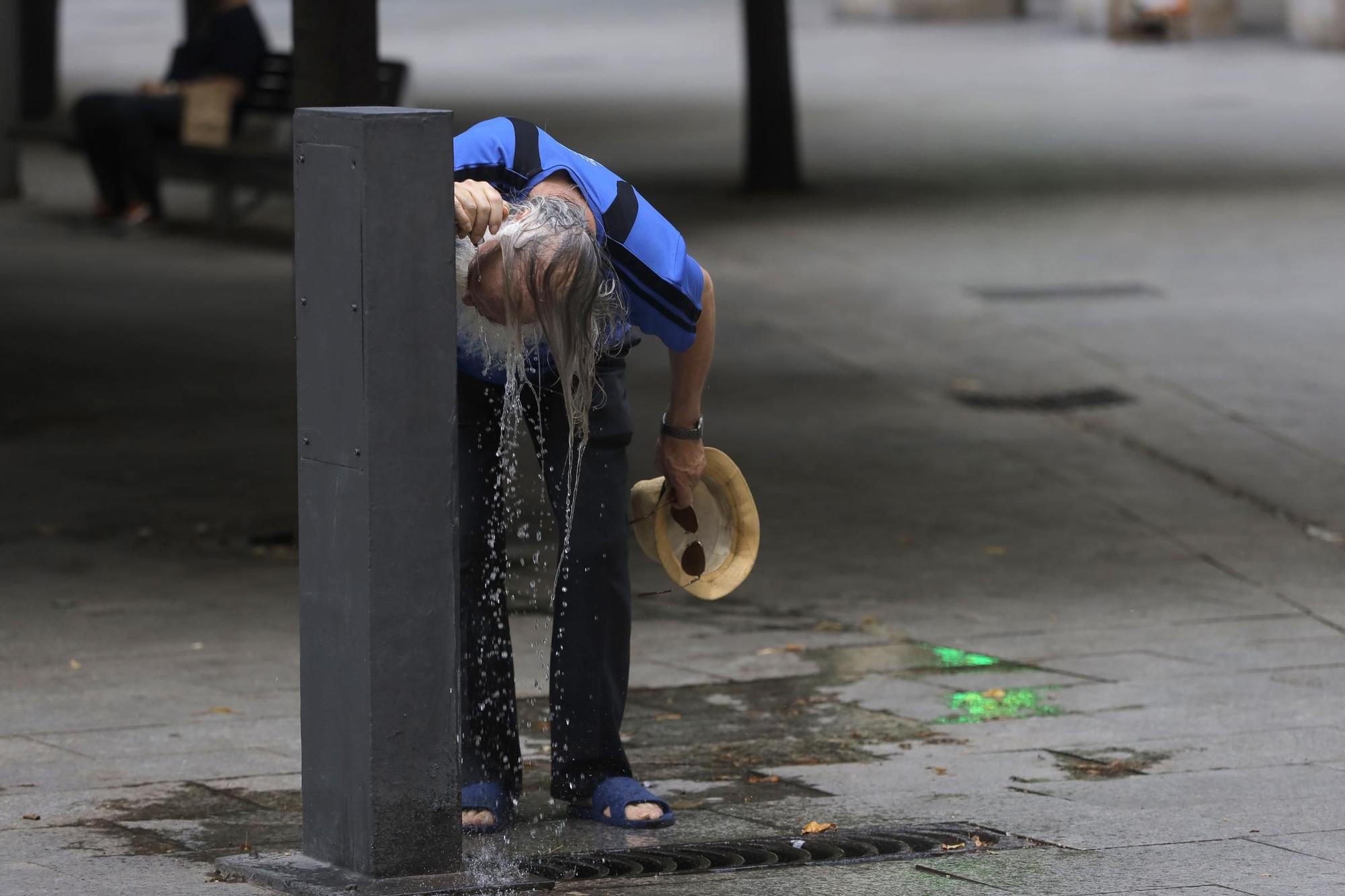 En imágenes | La primera ola de calor del verano deja Zaragoza rozando los 40 grados