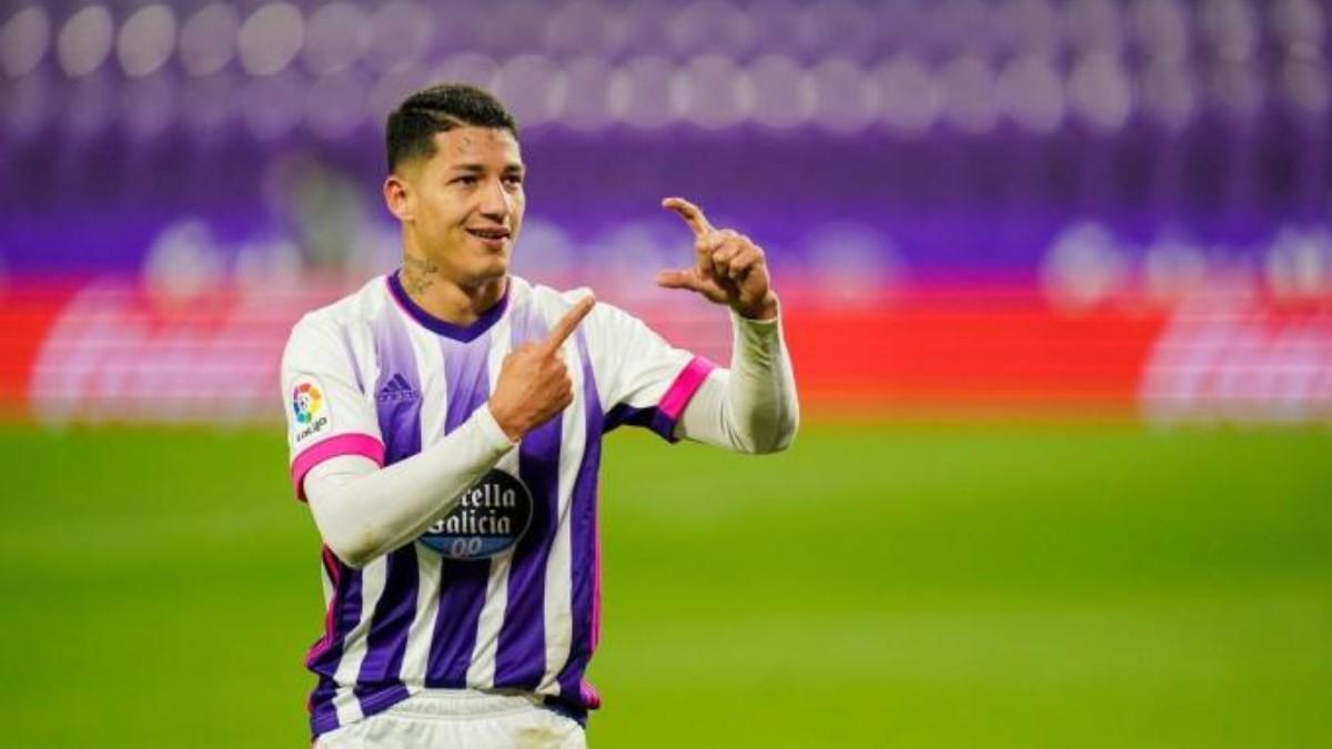 Marcos André, celebra uno de sus goles con el Valladolid