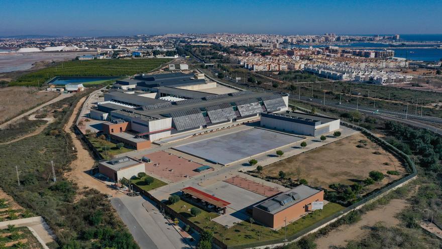 El Consejo de Ministros autoriza la ampliación de la desaladora de Torrevieja por 108 millones de euros