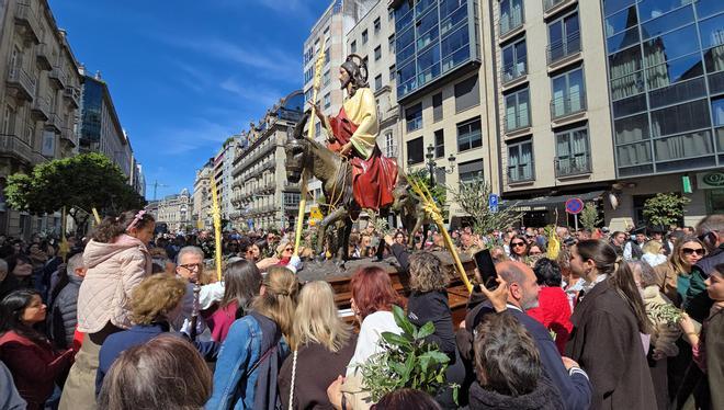 La procesión de la Borriquita de Vigo este Domingo de Ramos, en imágenes.