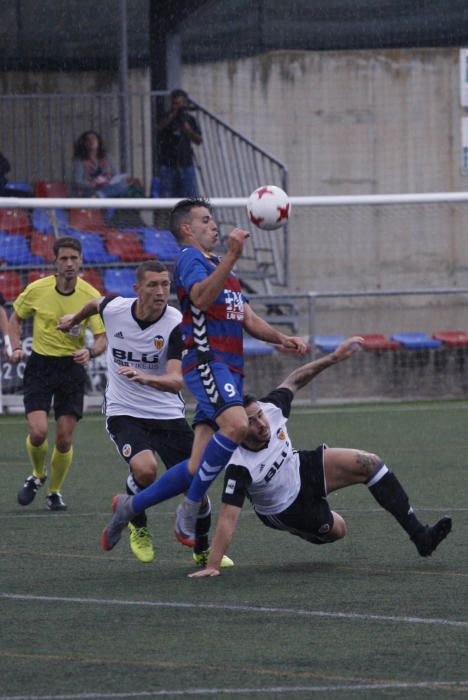 Les millors imatges del Llagostera-Valencia Mestalla (2-2)