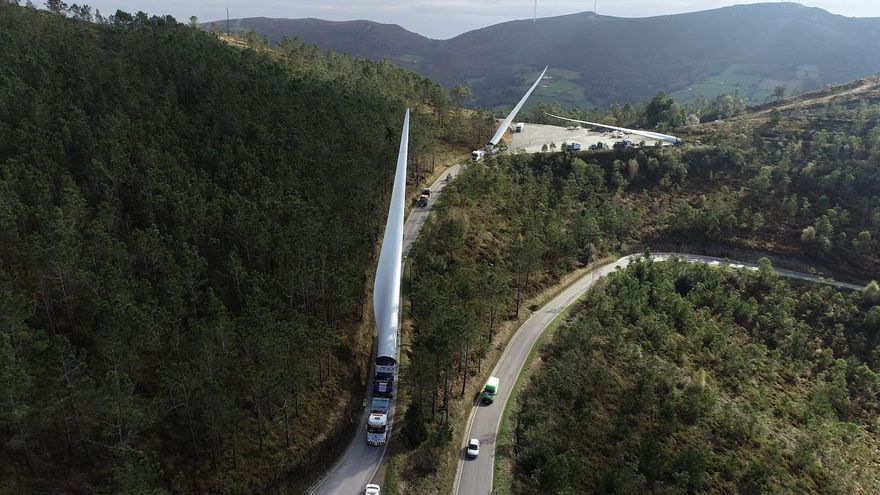 Los eólicos Pousadoiro y Brañadesella, en Castropol y Boal, logran autorización