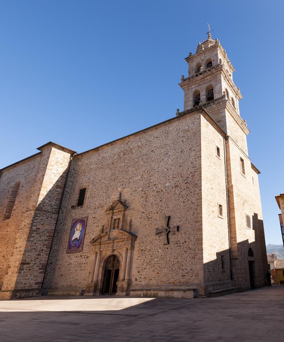 La Basílica de la Virgen de La Encina es de estilos renacentista y barroco
