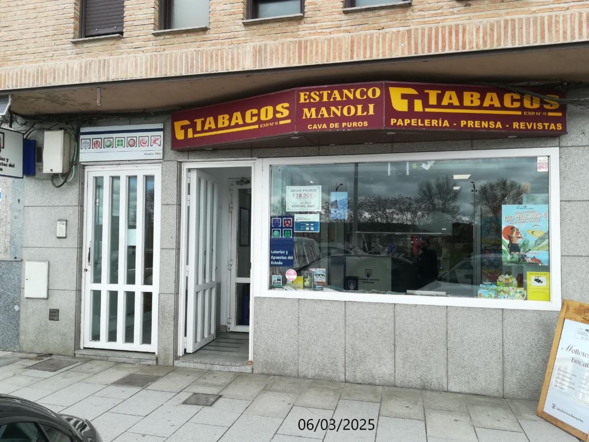 El Estanco Manoli de Toledo donde ha tocado el tercer premio de la Lotería de Navidad