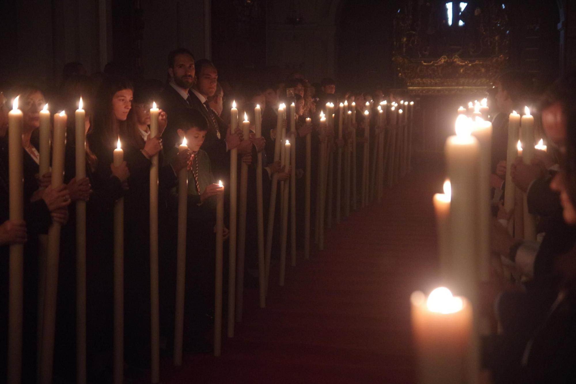 Traslado del Señor de la Humildad en la Basílica de la Victoria