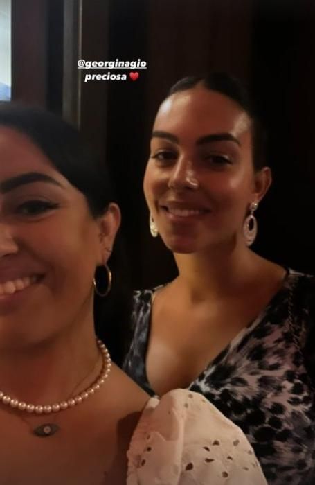 Georgina, esposa de Cristiano Ronaldo, en el restaurante del Moll Vell