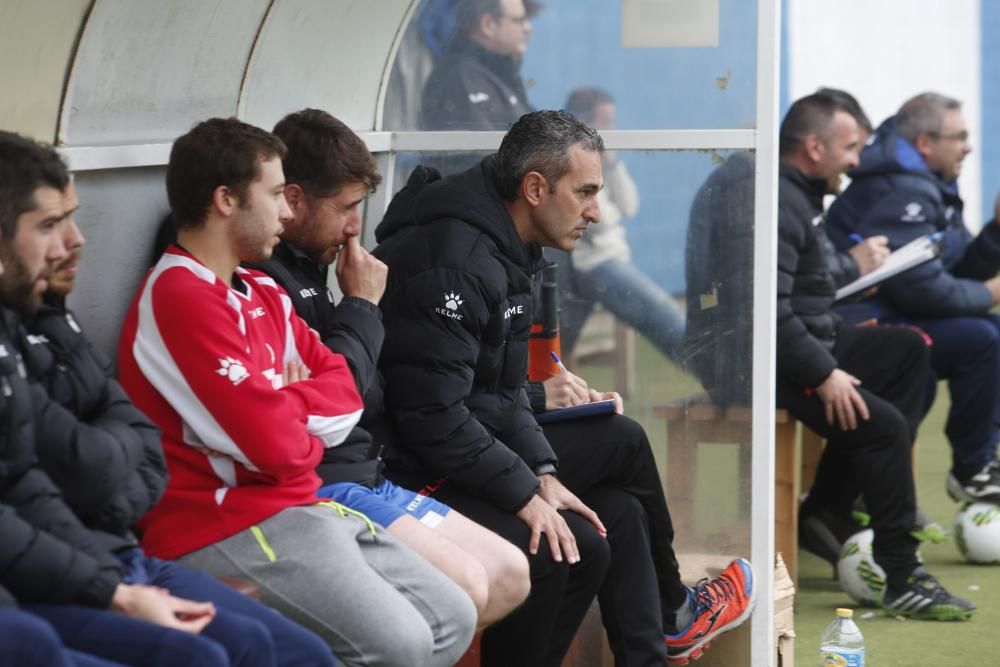 El partido entre el Real Avilés y el Covadonga, en imágenes