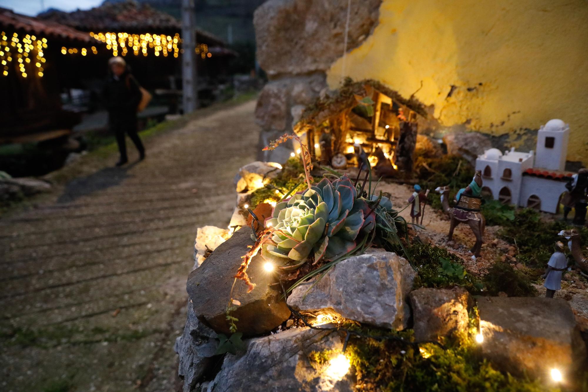 El pueblo más navideño del mundo está en Quirós: así se ilumina Aciera