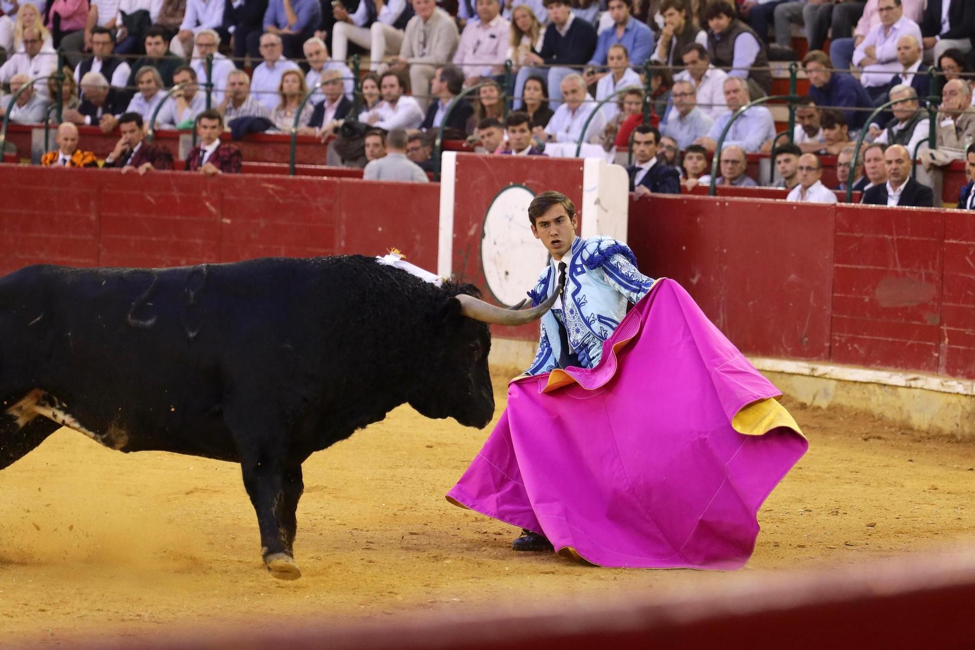 En imágenes | Corrida de toros goyesca en la plaza de toros de Zaragoza