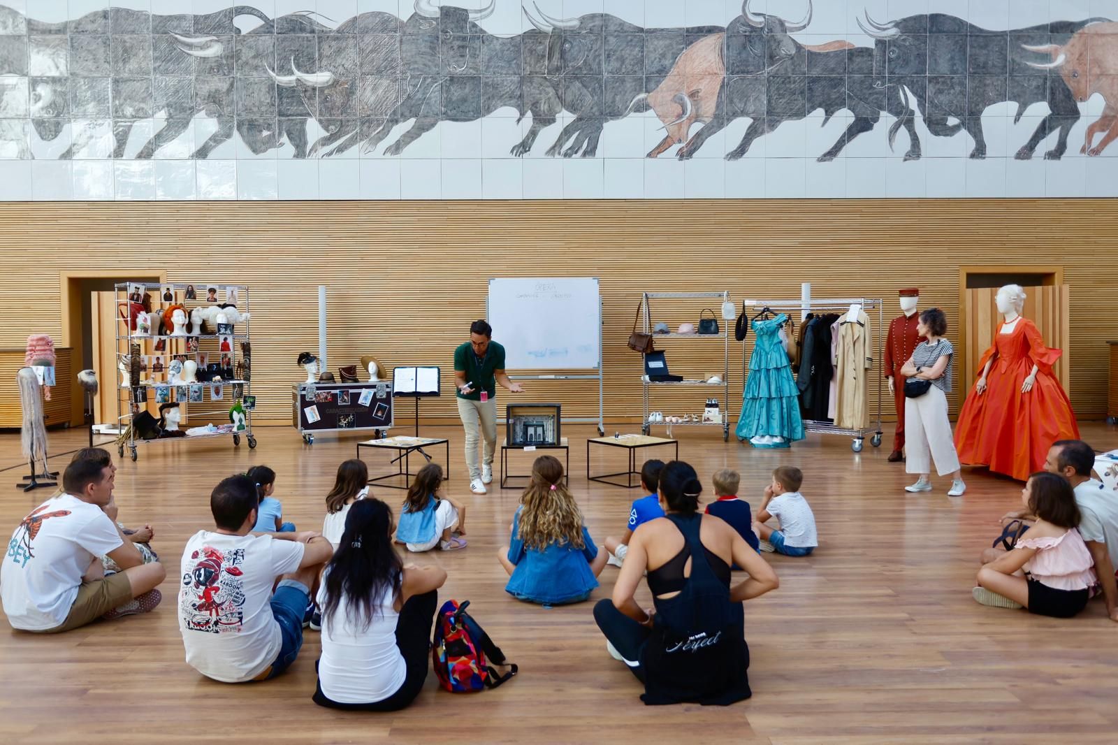 Día de puertas abiertas en el Palau de Les Arts