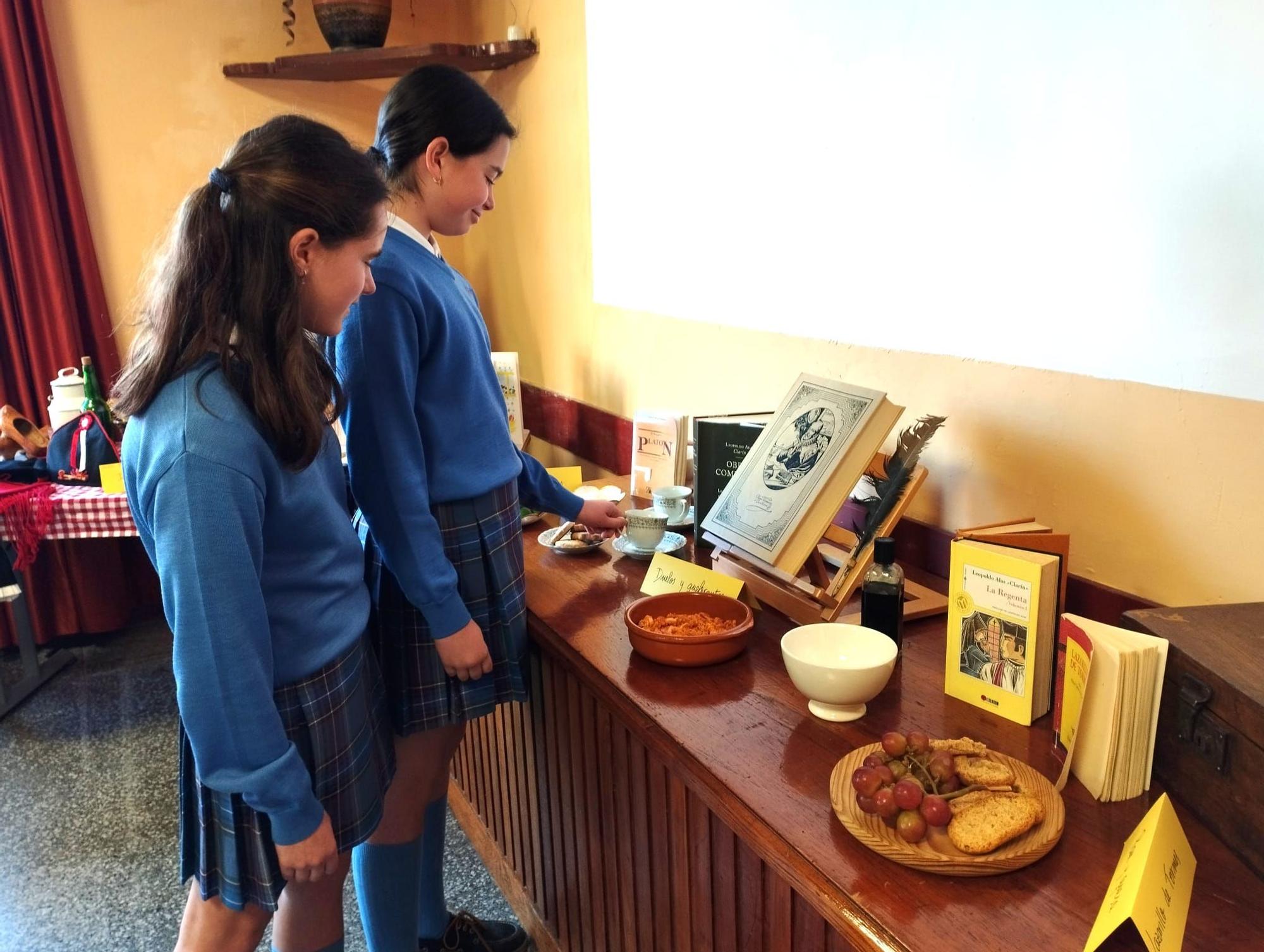 Pote asturiano, queso, uvas y chocolate para celebrar el Día del Libro en el colegio Reina Adosinda de Pravia