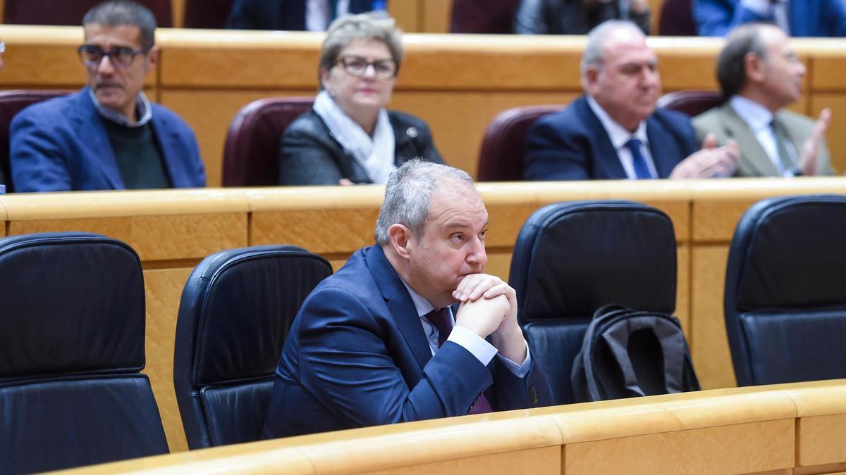 El ministro de Industria y Turismo, Jordi Hereu, durante una sesión de control al Gobierno, en el Senado, a 16 de diciembre de 2025, en Madrid (España).