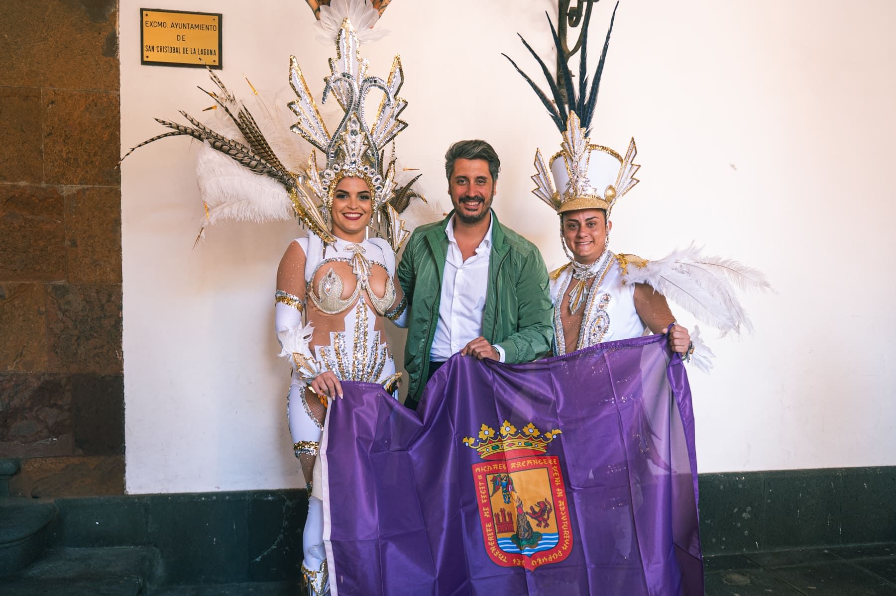 La Laguna agasaja a sus grupos del Carnaval