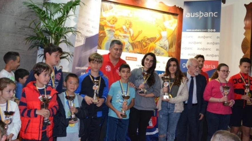 La séptima edición del torneo escolar de ajedrez de Ausbanc reúne a las promesas de este deporte