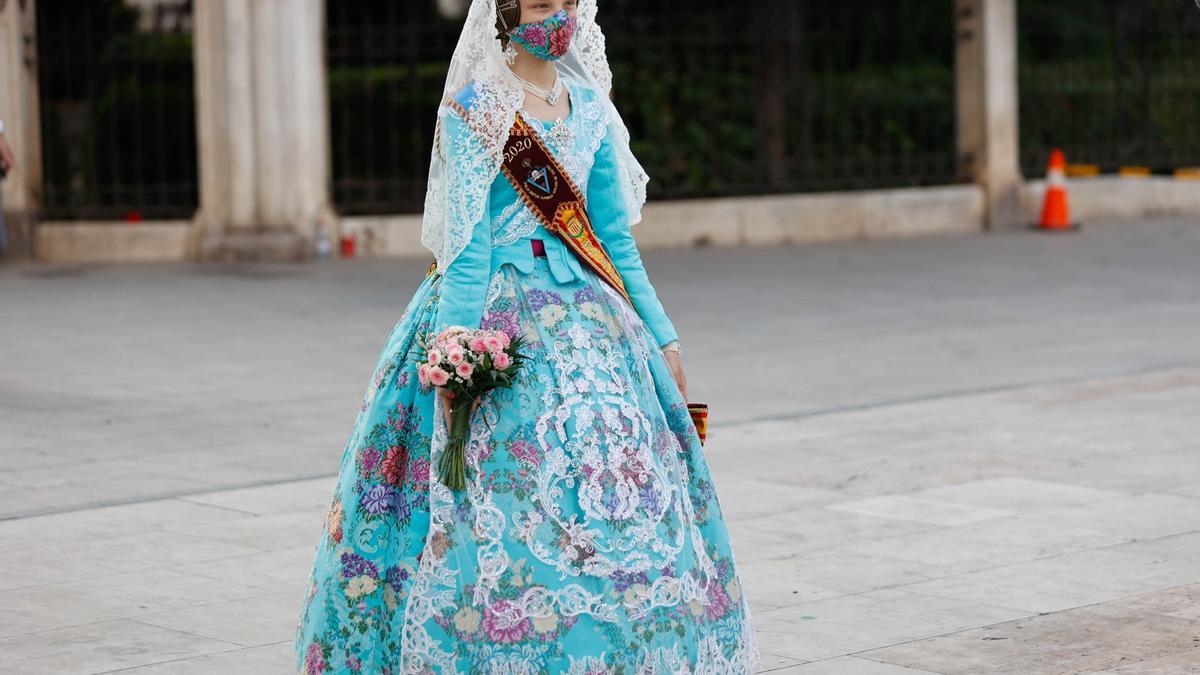 Búscate en el segundo día de Ofrenda por la calle Caballeros (entre las 18.00 y las 19.00 horas)