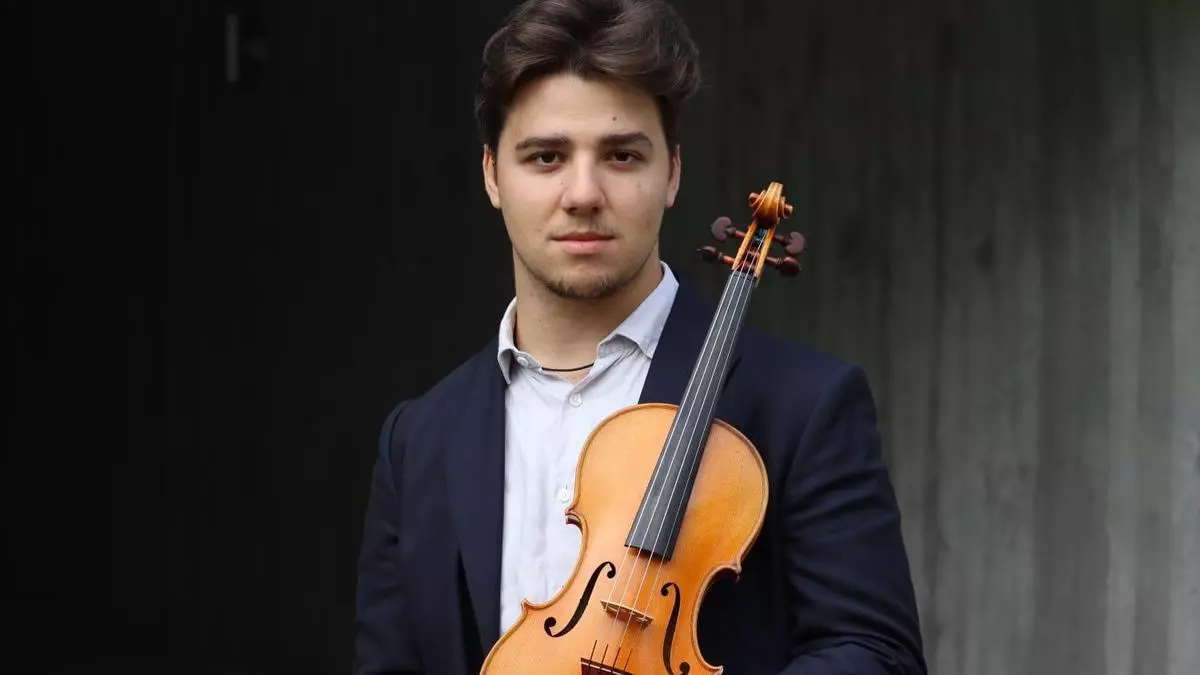 Diogo Teixeira Lopes i Bernardo Santos tanquen el Festival de Música de Besalú amb un recital ple de poesia i emoció