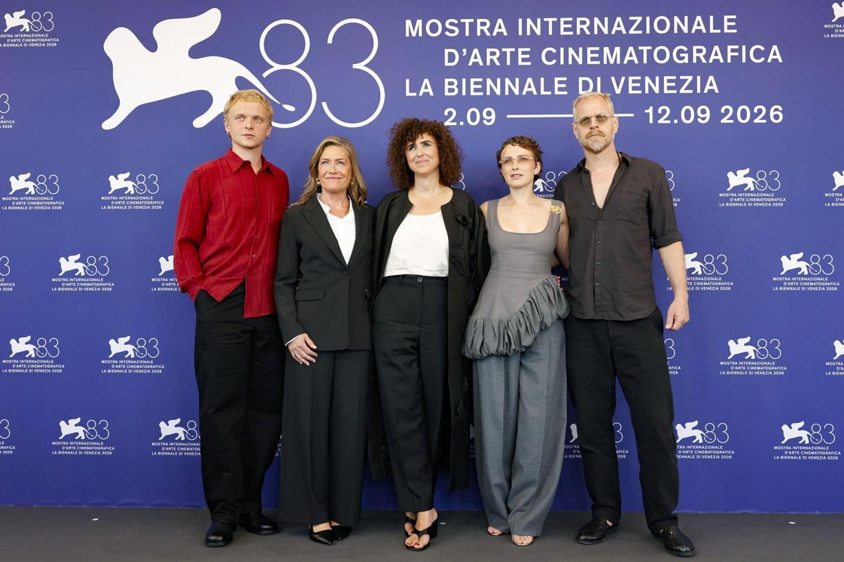 VENICE (Italy), 06/09/2026.- (L-R) Actors Thorbjorn Hedegaard, Marina Bouras, director May El-Toukhy, Mathilde Arcel and Carsten Bjoernlund pose for the photocall of 'Kvinde Ukendt (Woman Unknown)' at the 83rd annual Venice International Film Festival, in Venice, Italy, 06 September 2026. The movie is presented in official competition 'Venezia83' at the festival running from 02 to 12 September 2026. (Cine, Cine, Italia, Venecia) EFE/EPA/FABIO FRUSTACI