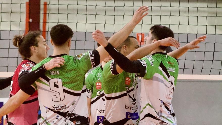 El Voleibol Almendralejo espera poder consolidar la tercera plaza