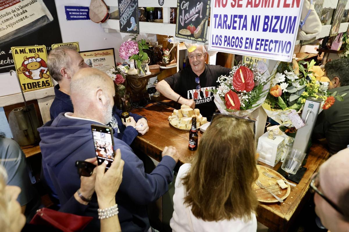 Cierre de Casa Oscarín.