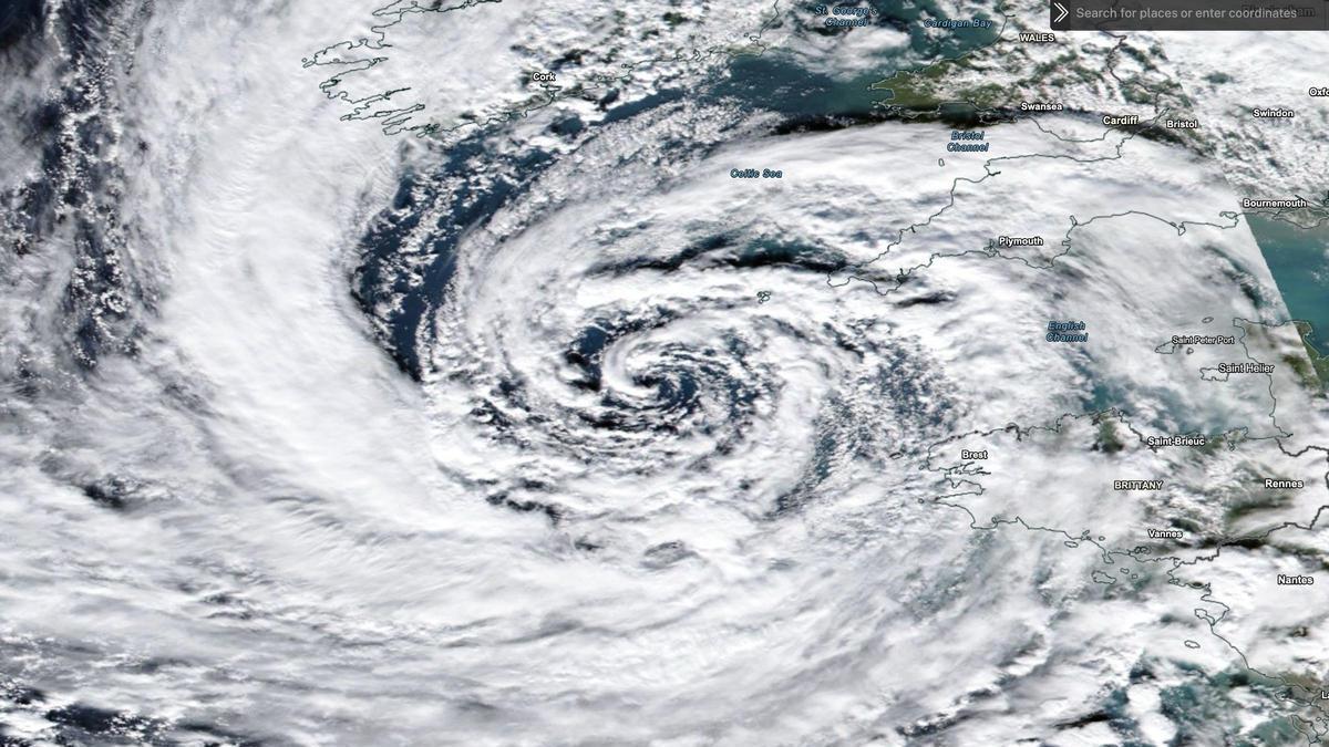 Borrasca Ingrid captado por el sensor VIIRS del satélite Suomi NPP de la NOAA/NASA.