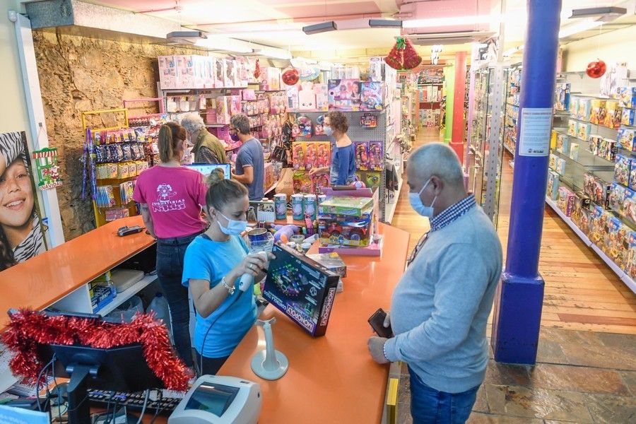 Compras de última hora para Reyes en Triana