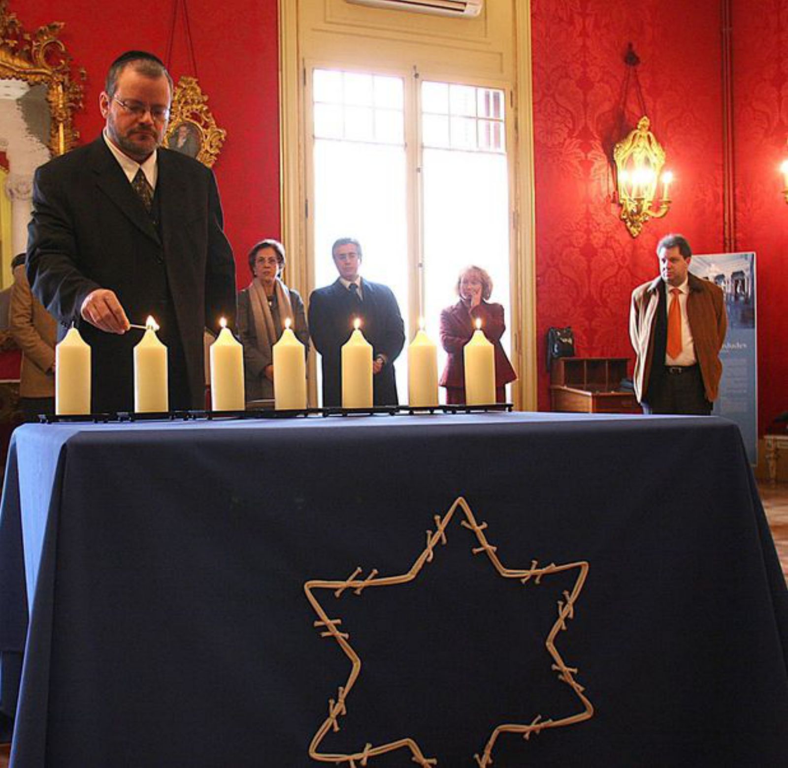 Wie hier im Parlament wird auch dieses Jahr auf Mallorca wieder des Holocausts gedacht.  