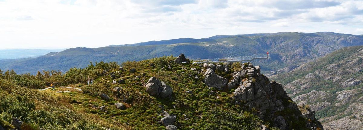 Modelado 3D sobre el futuro mirador que se proyecta sobre el cañón del Tera mirando hacia el Lago de Sanabria.