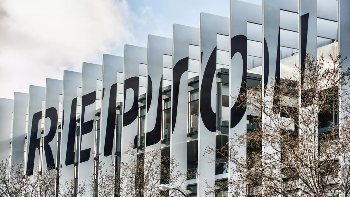 Repsol eleva el dividendo pese a ganar un 62% menos por tensiones geopolíticas