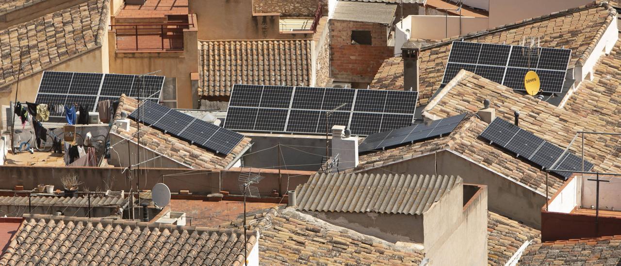 Las energías renovables ya llegan a una de cada veinte casas de Sagunt -  Levante-EMV