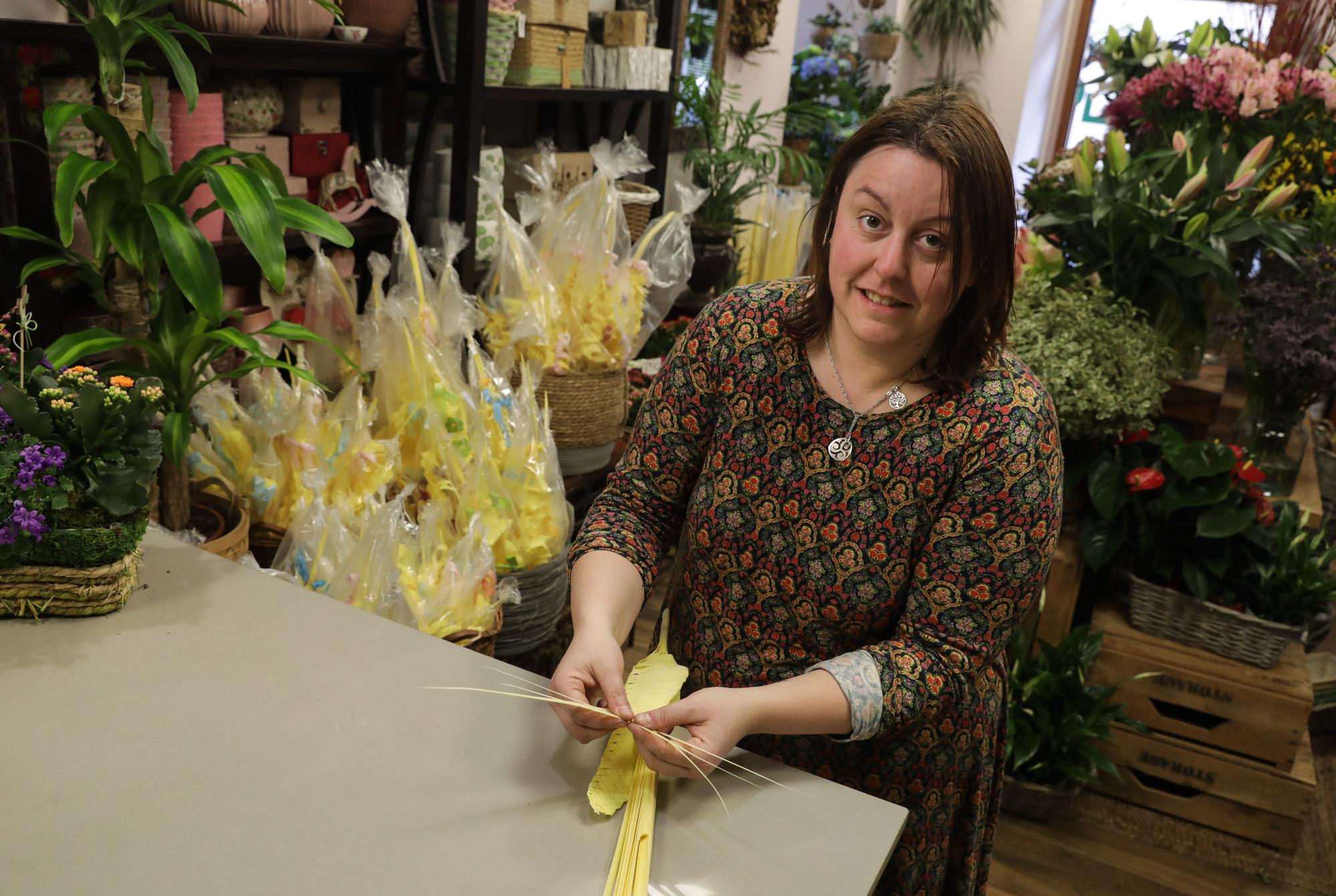 En imágenes: Las floristerías se llevan la palma en Semana Santa