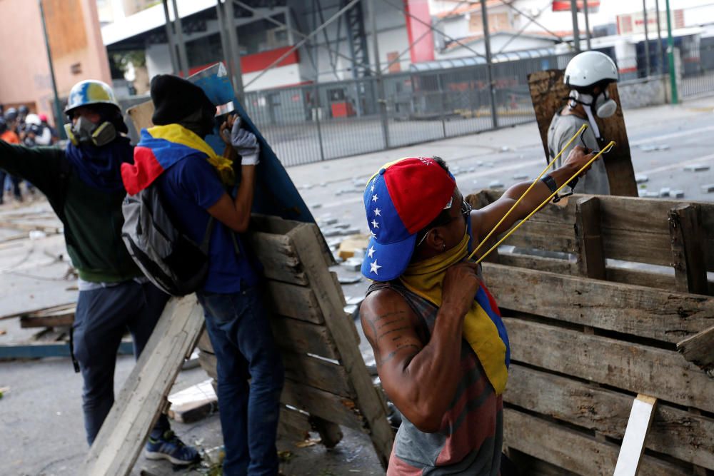 Un nuevo ''paro cívico'' reaviva las protestas en Venezuela