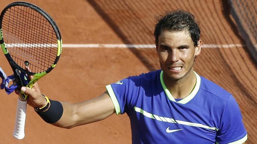 Nadal ofrece otro recital y pasa a tercera ronda en París