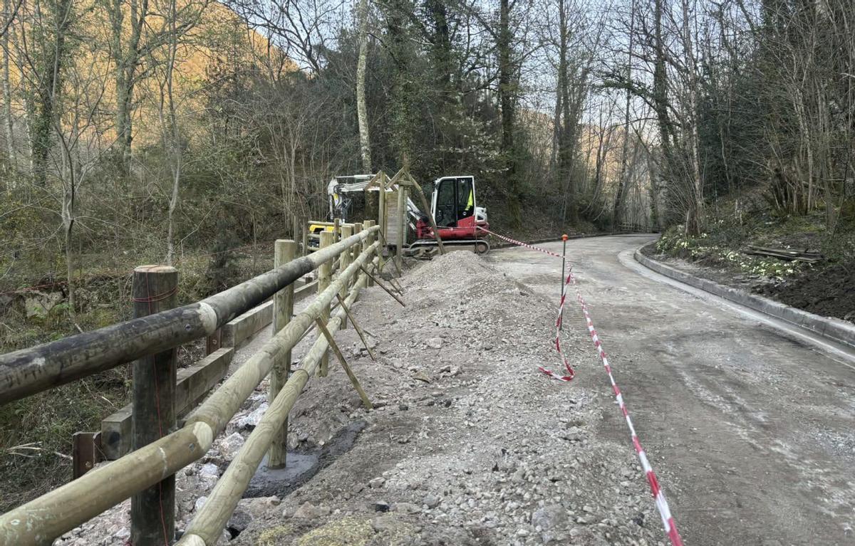 La senda de Muñigu a Covadonga, en obras.