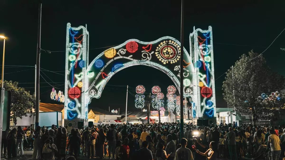 La Feria de Mérida se enciende con la luz de sus mayores