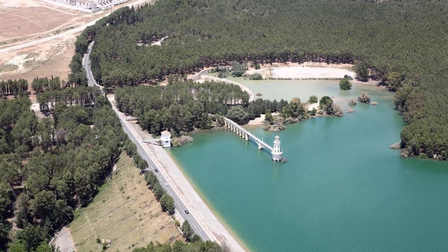 Embalse del Cubillas (Granada), en una imagen de archivo.