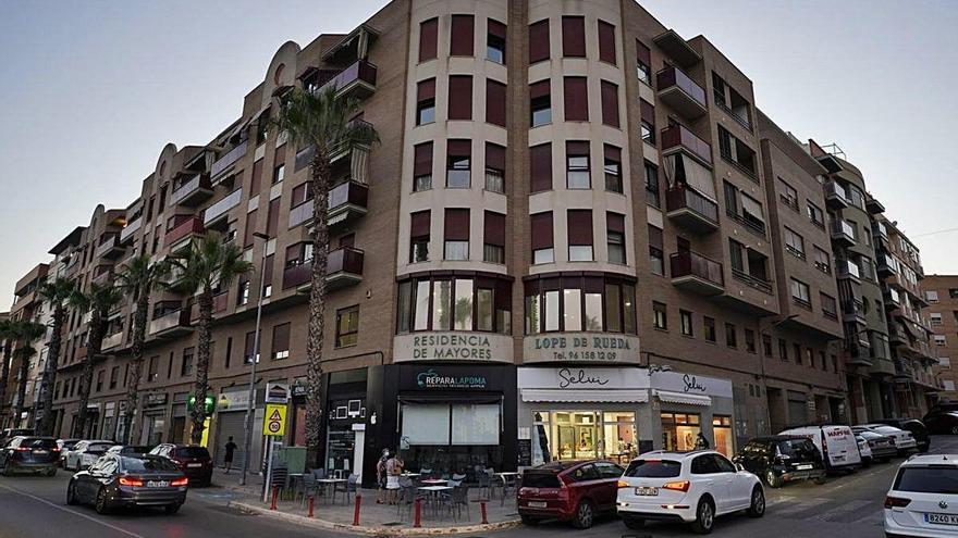 Residencia de mayores Lope de Rueda, en la calle Padre Méndez de Torrent.