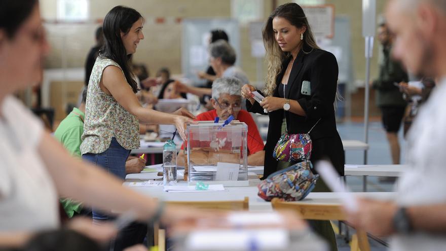 La participación supera el  55% en las mesas electorales, a falta de dos horas para el cierre