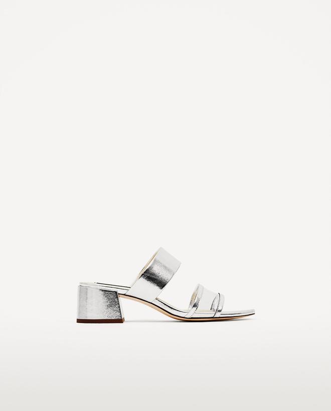 Sandalias plata de Zara