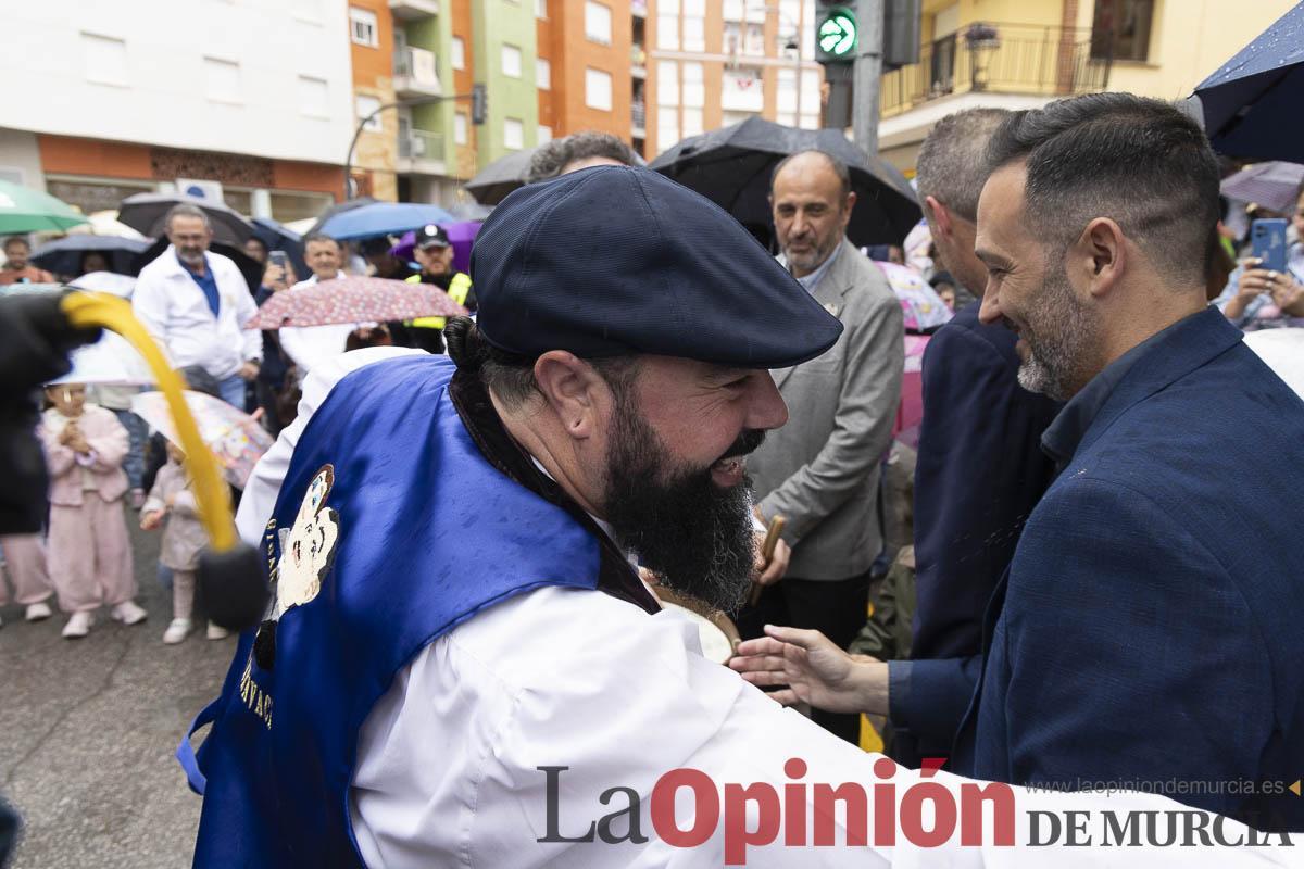 El Tío de la Pita desafía a la lluvia en Caravaca